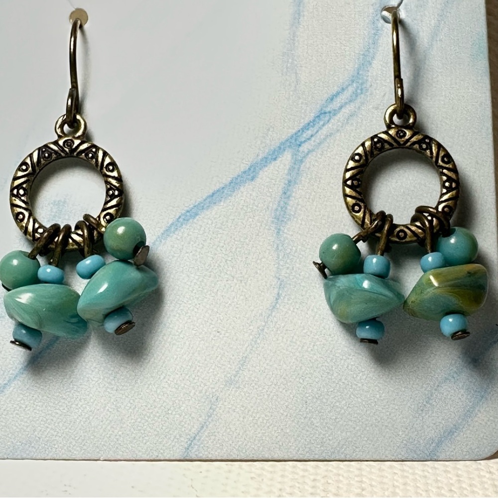 Avon Blissful Blues Turquoise Beaded Drop Earrings With Debossed Metal Southwest - Picture 3 of 6